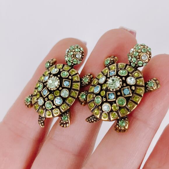 Heidi Daus Simply Irresistible Greem Turtle Clip On Earrings Figural Swarovski - Picture 7 of 11